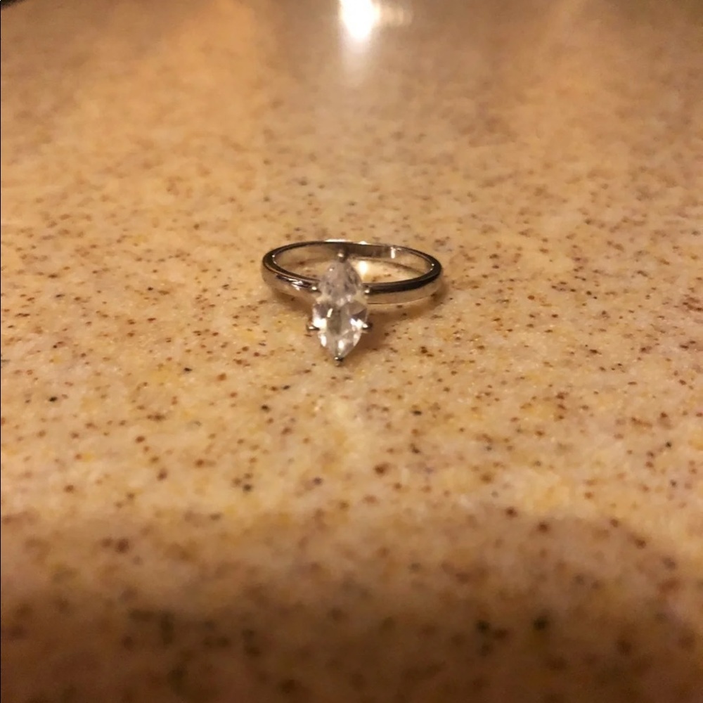 Ring !!!!SOLD!!!! - Picture 6 of 8